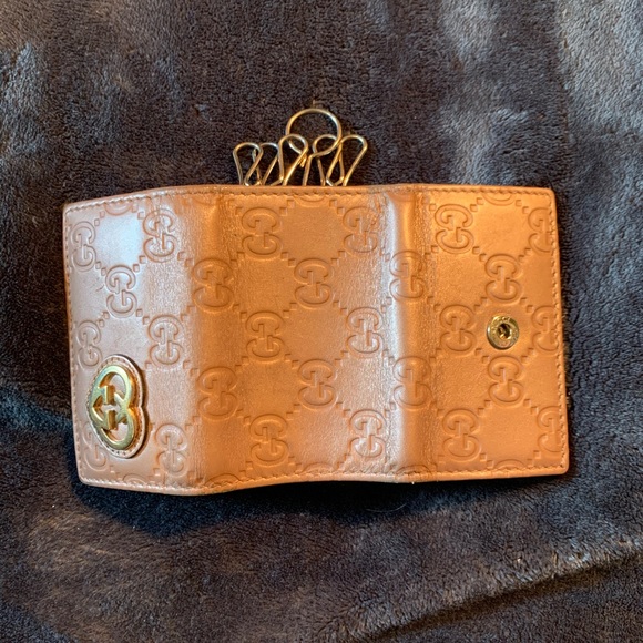 EUC Gucci Guccisima Heart 6 Key Holder - Picture 6 of 8